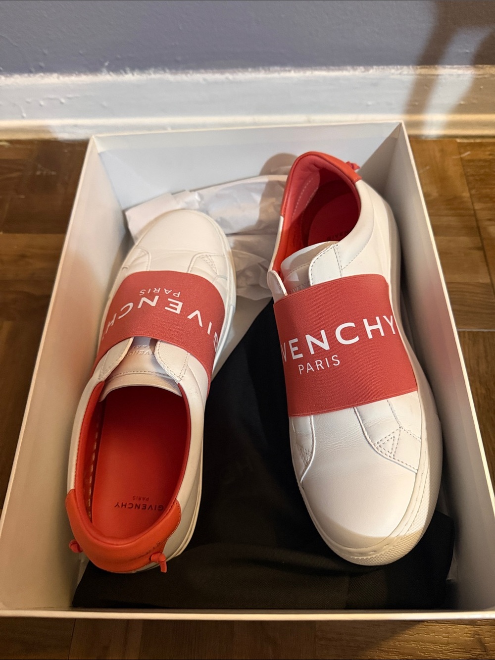 Givenchy low sneakers